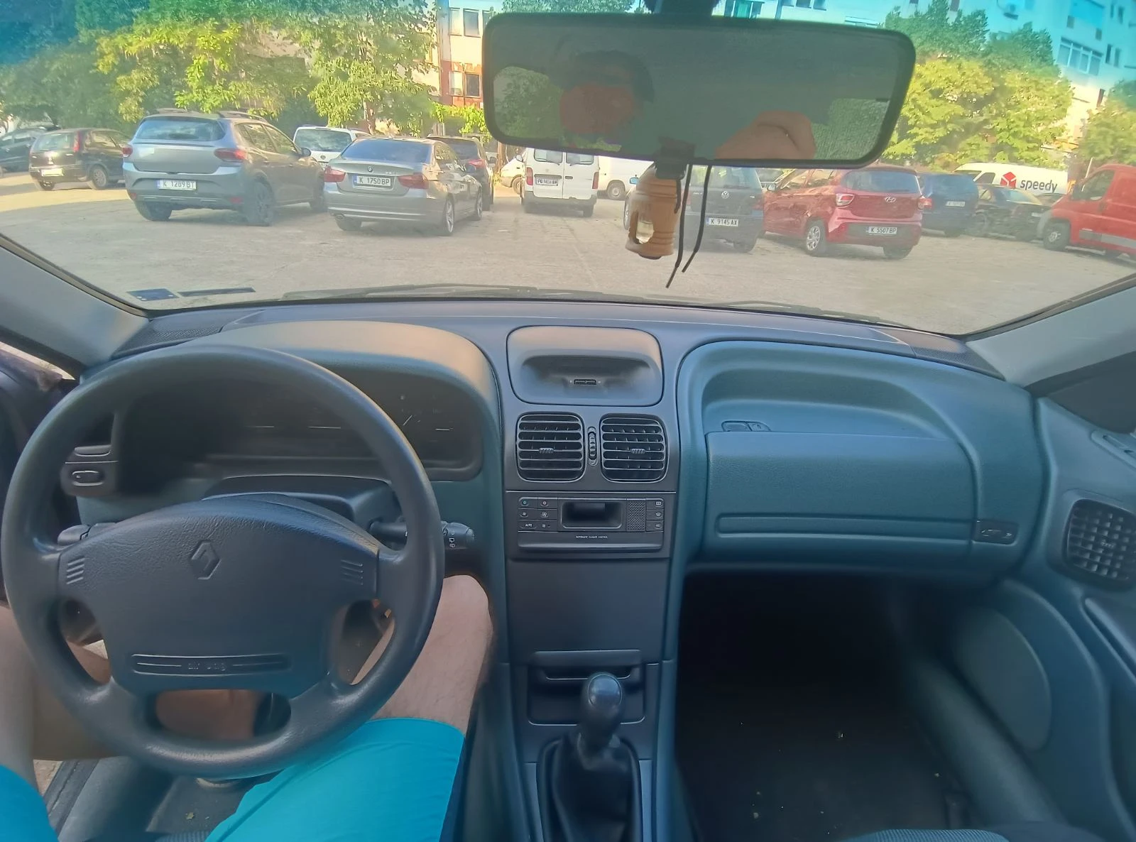 Renault Laguna RXE - изображение 3