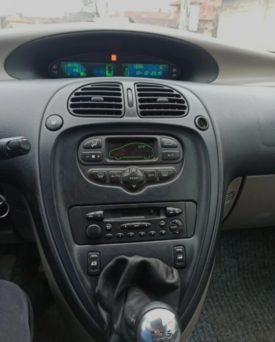 Citroen Xsara picasso 1.6 Газ Бензин  - изображение 5