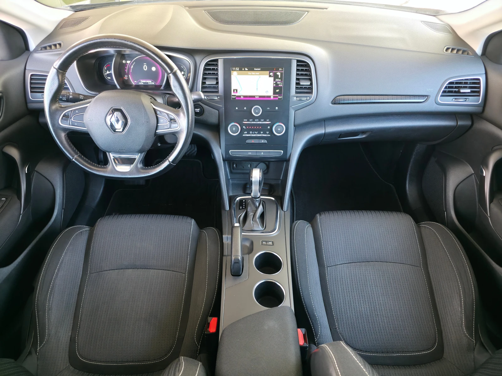 Renault Megane 1.5dci EURO6b - изображение 9