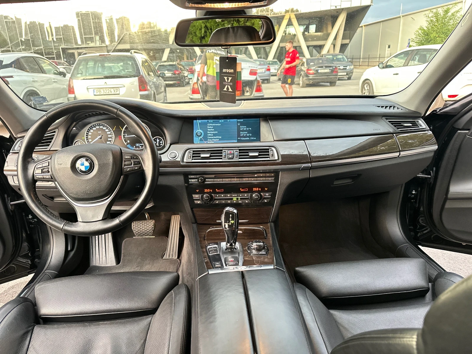 BMW 730 3.0 F02 LONG - изображение 7
