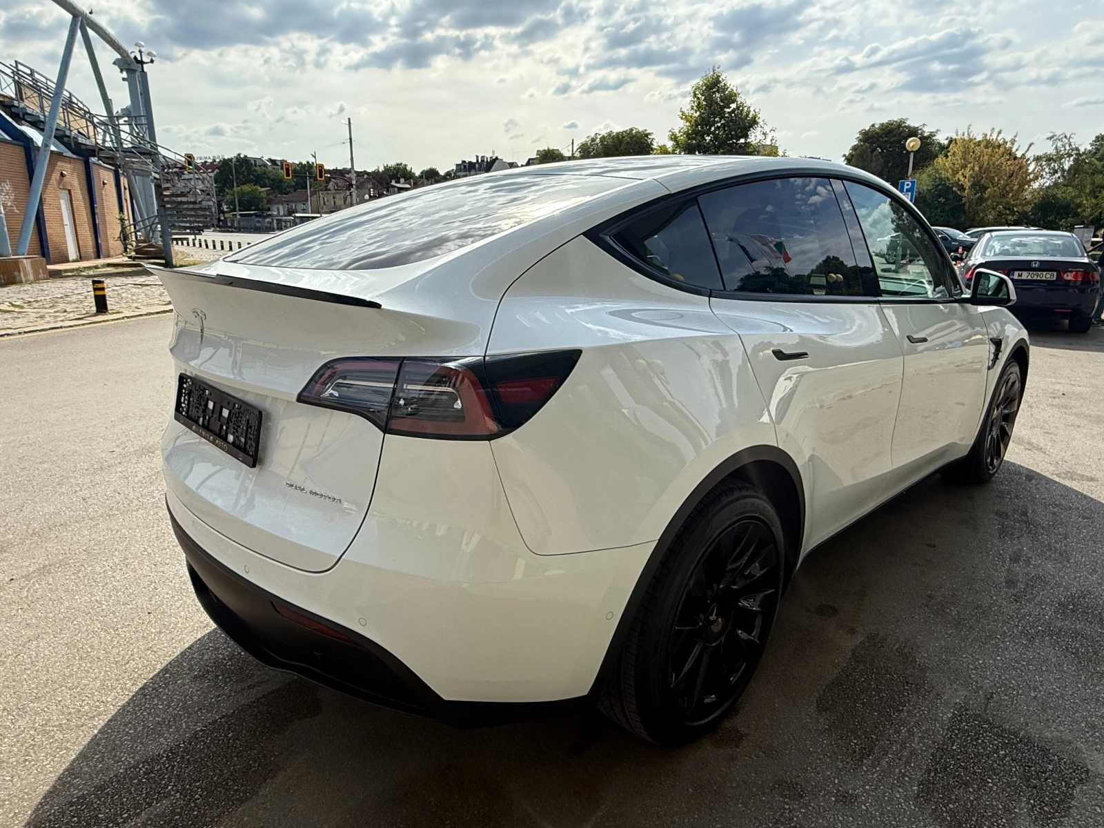 Tesla Model Y Long Range/4x4/Швейцария - изображение 4