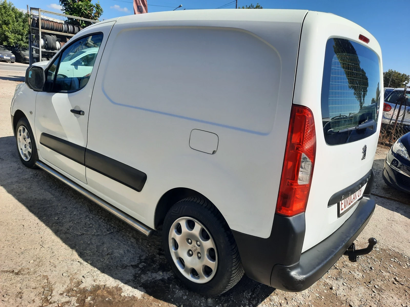 Peugeot Partner 2010та 1.6hdi КАТО НОВ - изображение 4