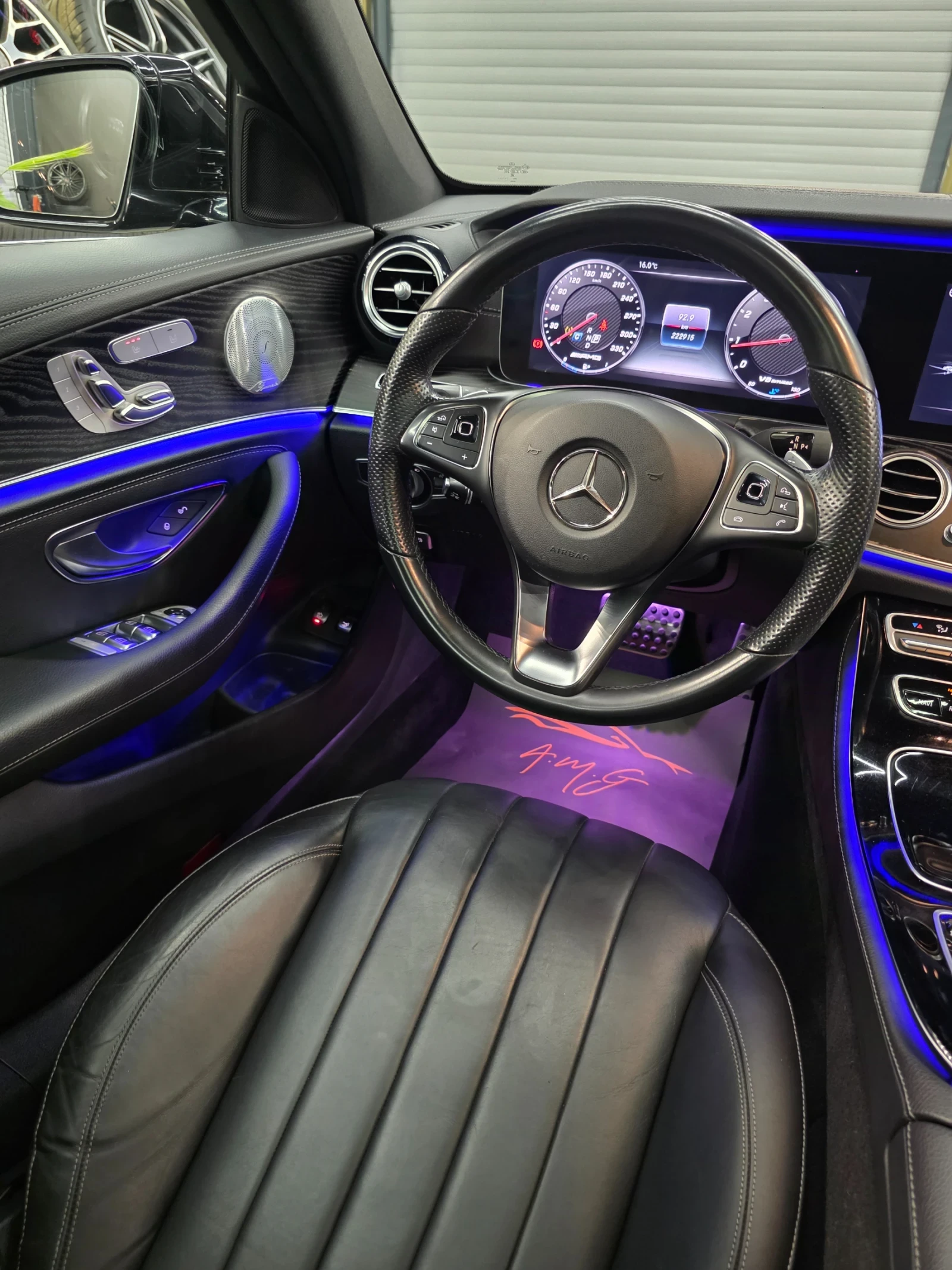 Mercedes-Benz E 220 Allterain - изображение 10