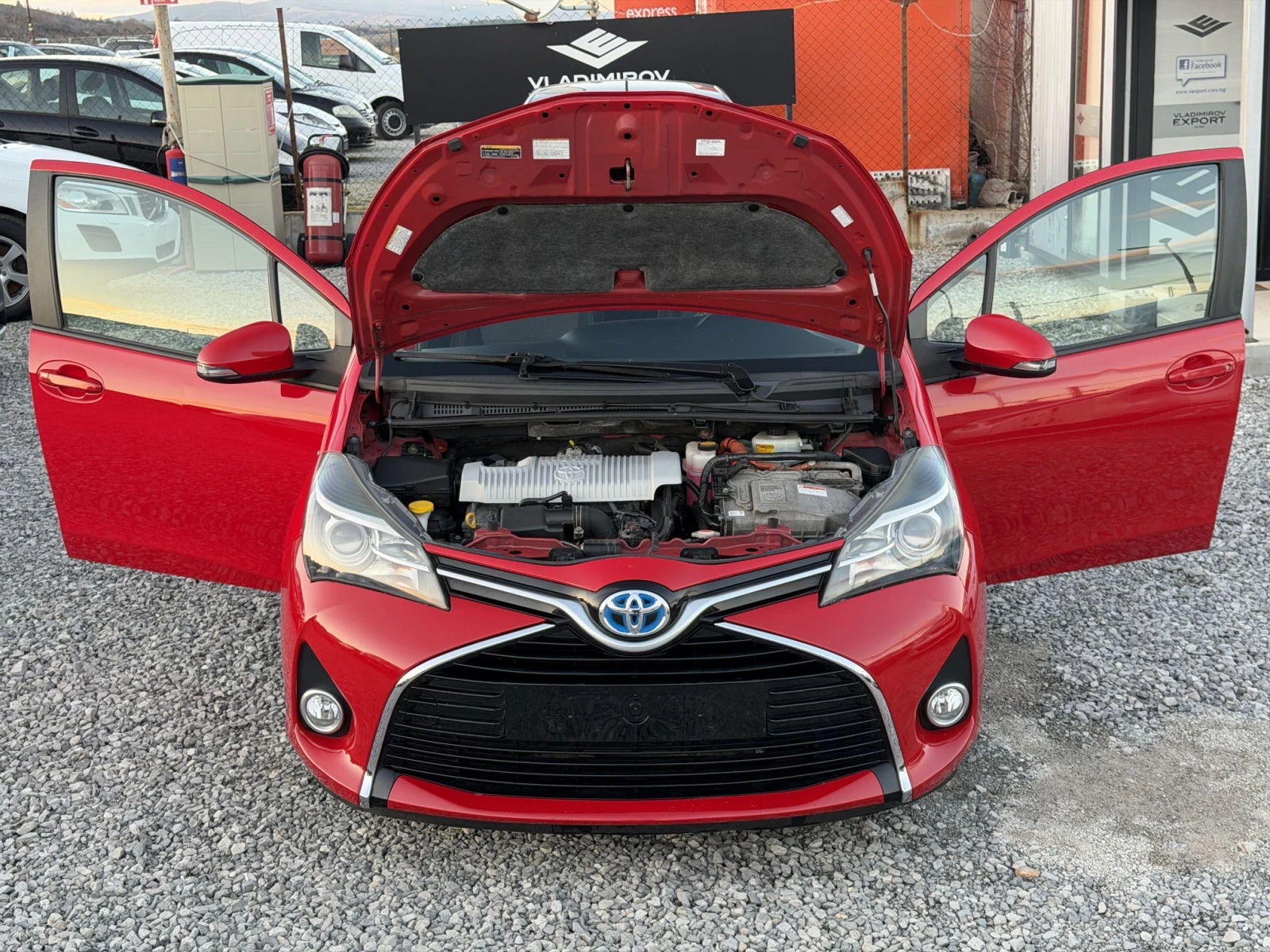 Toyota Yaris 1.5 Hybrid E6B | Mobile.bg � ����������� 11