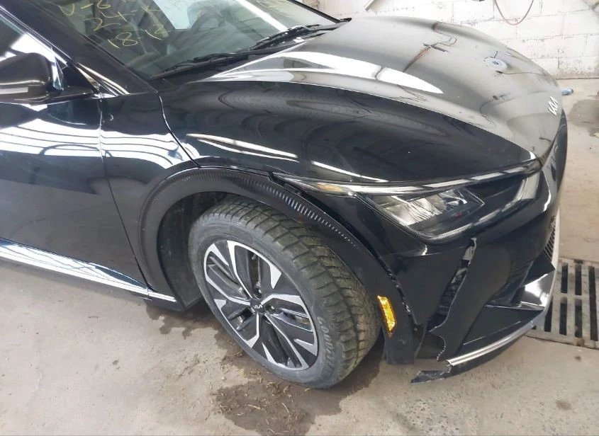 Kia EV6 LAND AWD 239 kW 77kWh | Mobile.bg � ����������� 14