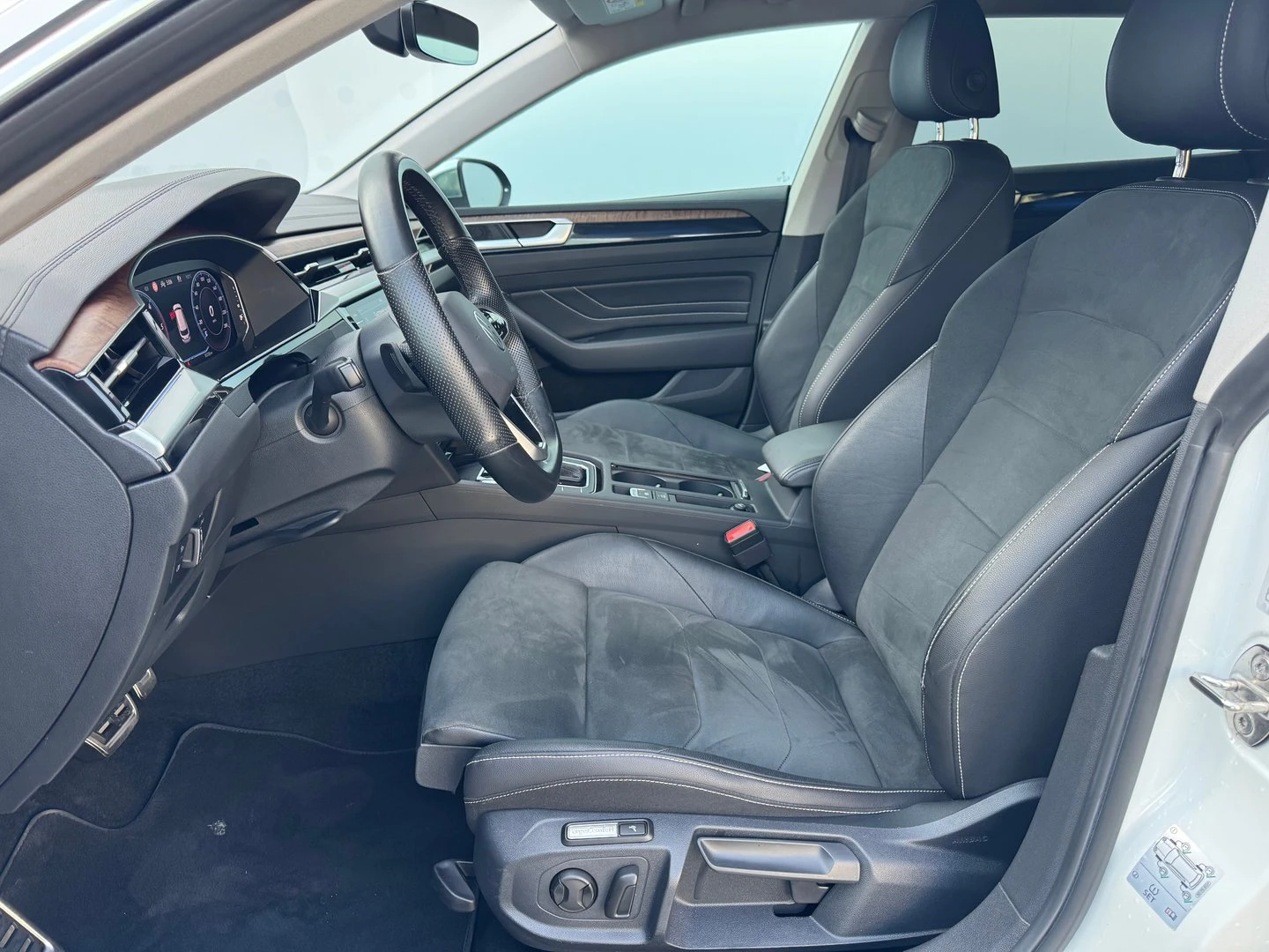 VW Arteon Elegance 2.0 TDI SCR 4MOT DSG - изображение 5