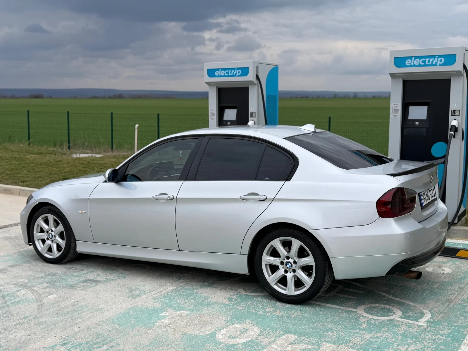 BMW 318 BMW 318D Топ Топ, снимка 4 - Автомобили и джипове - 53968705