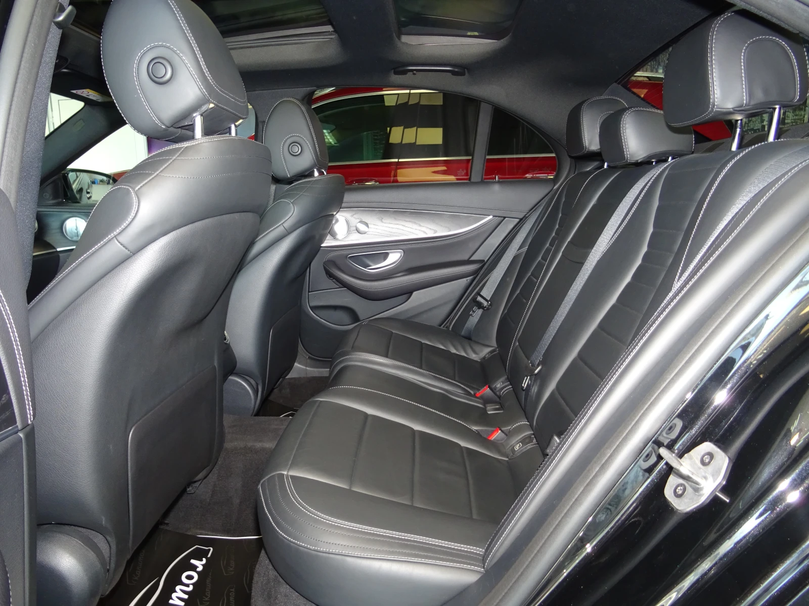 Mercedes-Benz E 220 ПРОДАДЕН, снимка 13 - Автомобили и джипове - 53977185