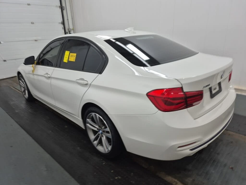 BMW 330 xDrive Sedan* ����������* (���� �� ��)  | Mobile.bg � ����������� 3