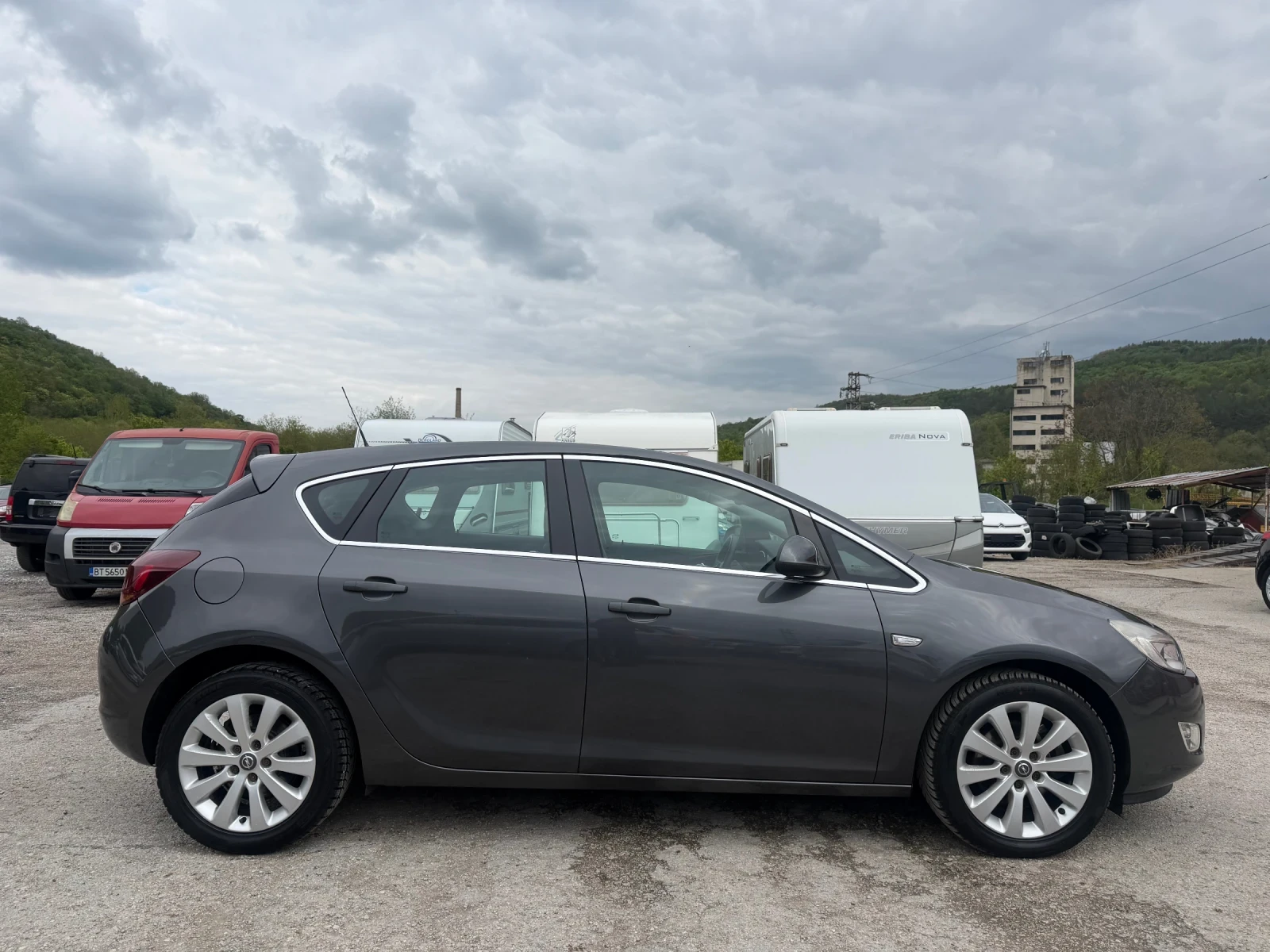 Opel Astra 1.7CDTI ЛЕТИ ДЖ/НОВ ВНОС/УНИКАЛНО СЪСТ., снимка 2 - Автомобили и джипове - 54381988