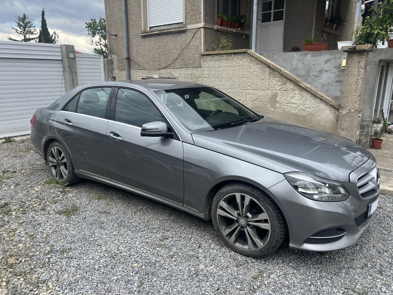 Mercedes-Benz E 200 CDI, снимка 5 - Автомобили и джипове - 54396194