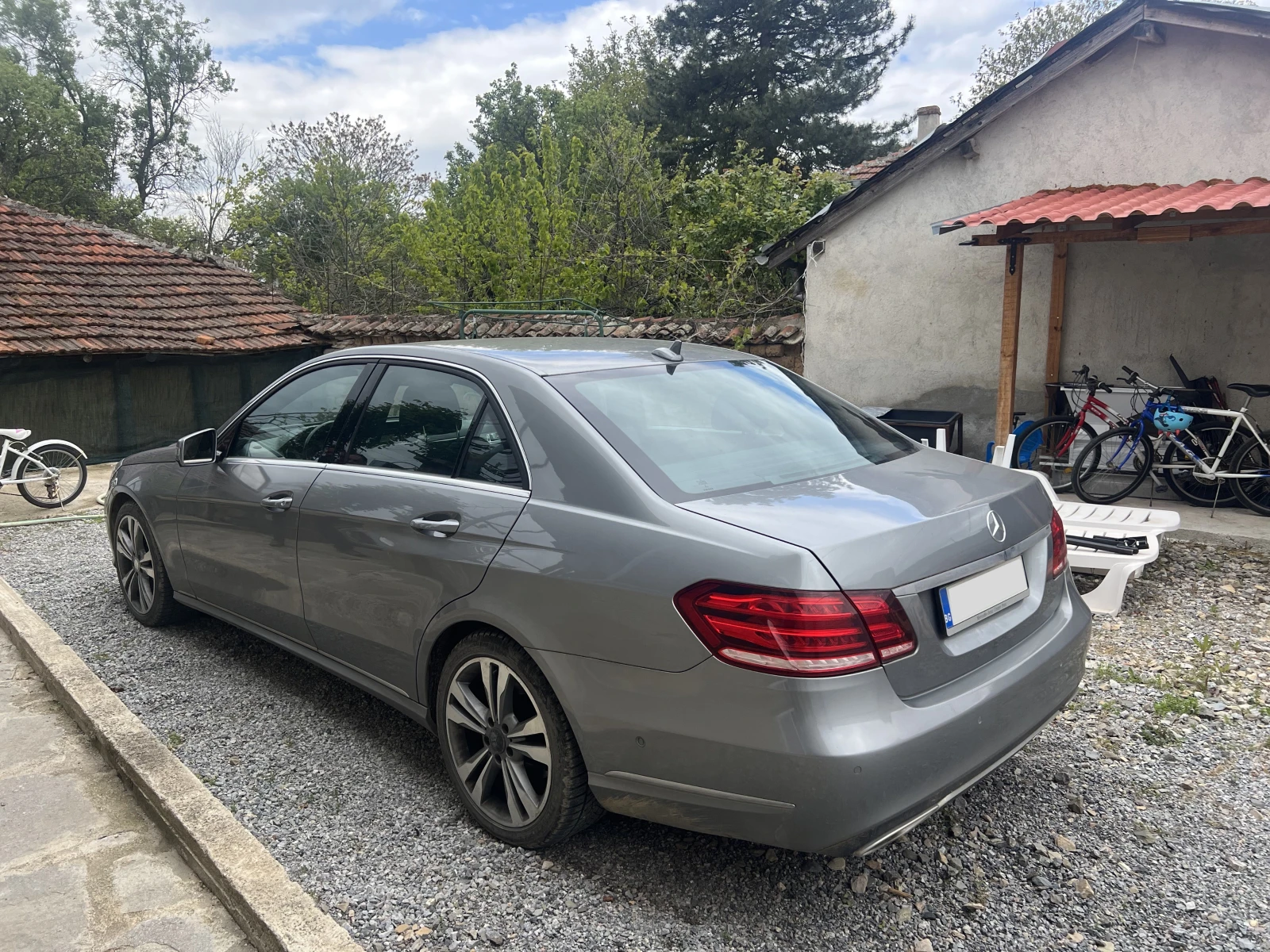 Mercedes-Benz E 200 CDI, снимка 3 - Автомобили и джипове - 54396194