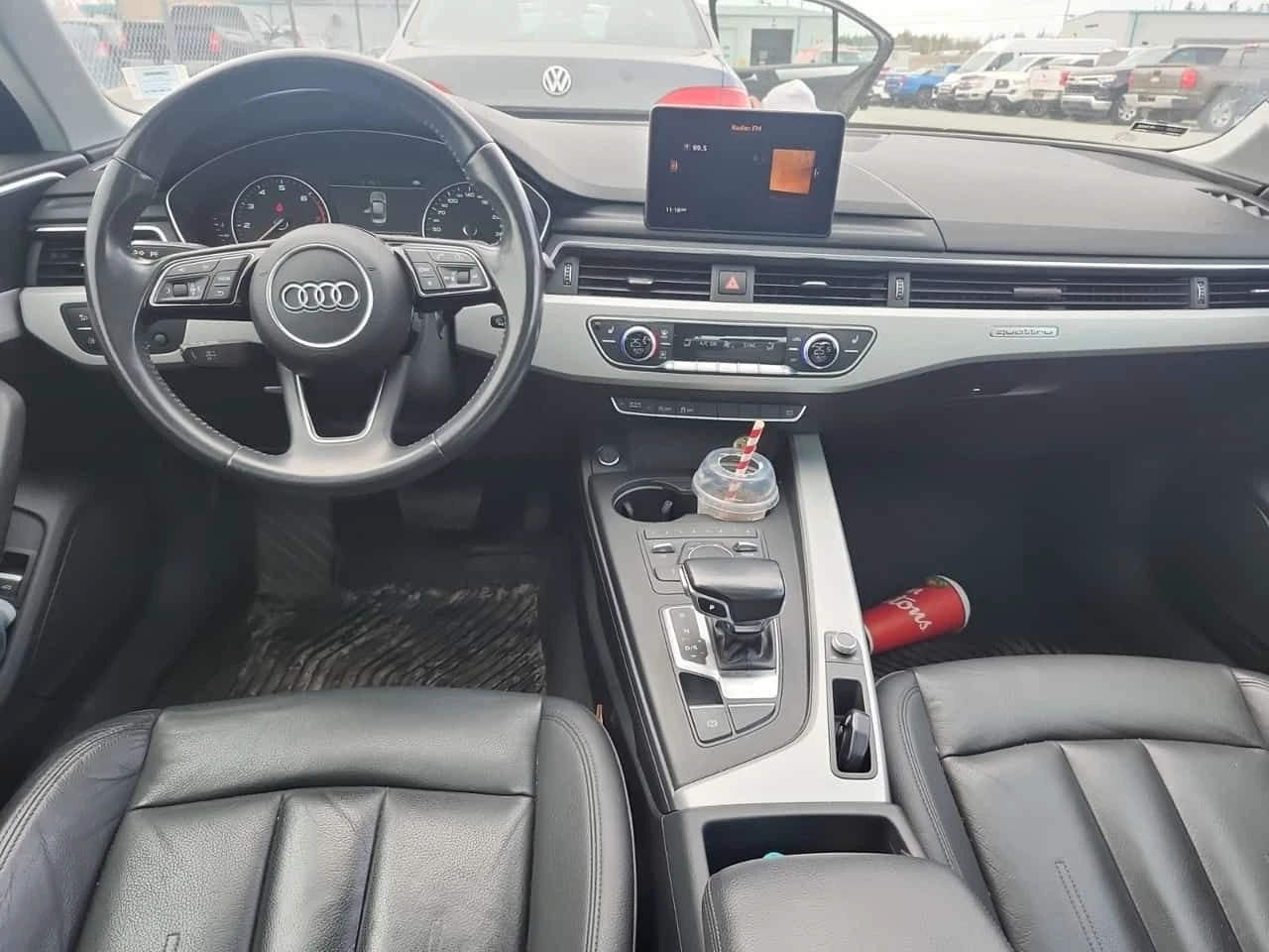 Audi A4 * 2 КЛЮЧА * 2 БРОЯ ГУМИ * ПОДГРЕВИ * , снимка 10 - Автомобили и джипове - 54445334