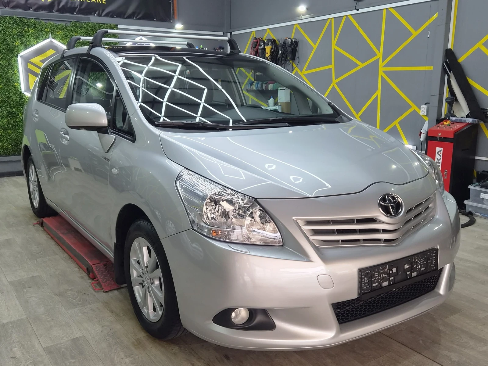 Toyota Verso 1.8 147ps 7места панорама 8 гуми eur5b