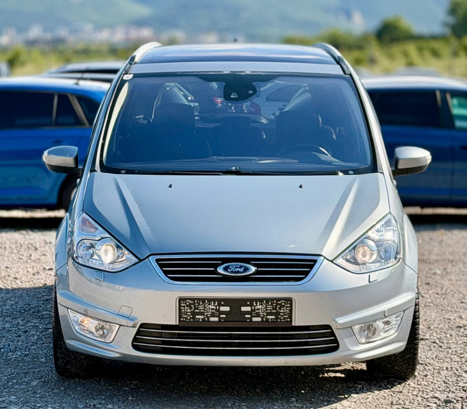 Ford Galaxy 2.0D 163к.с * Панорама* * Нави* * Ксенон* , снимка 2 - Автомобили и джипове - 54661347