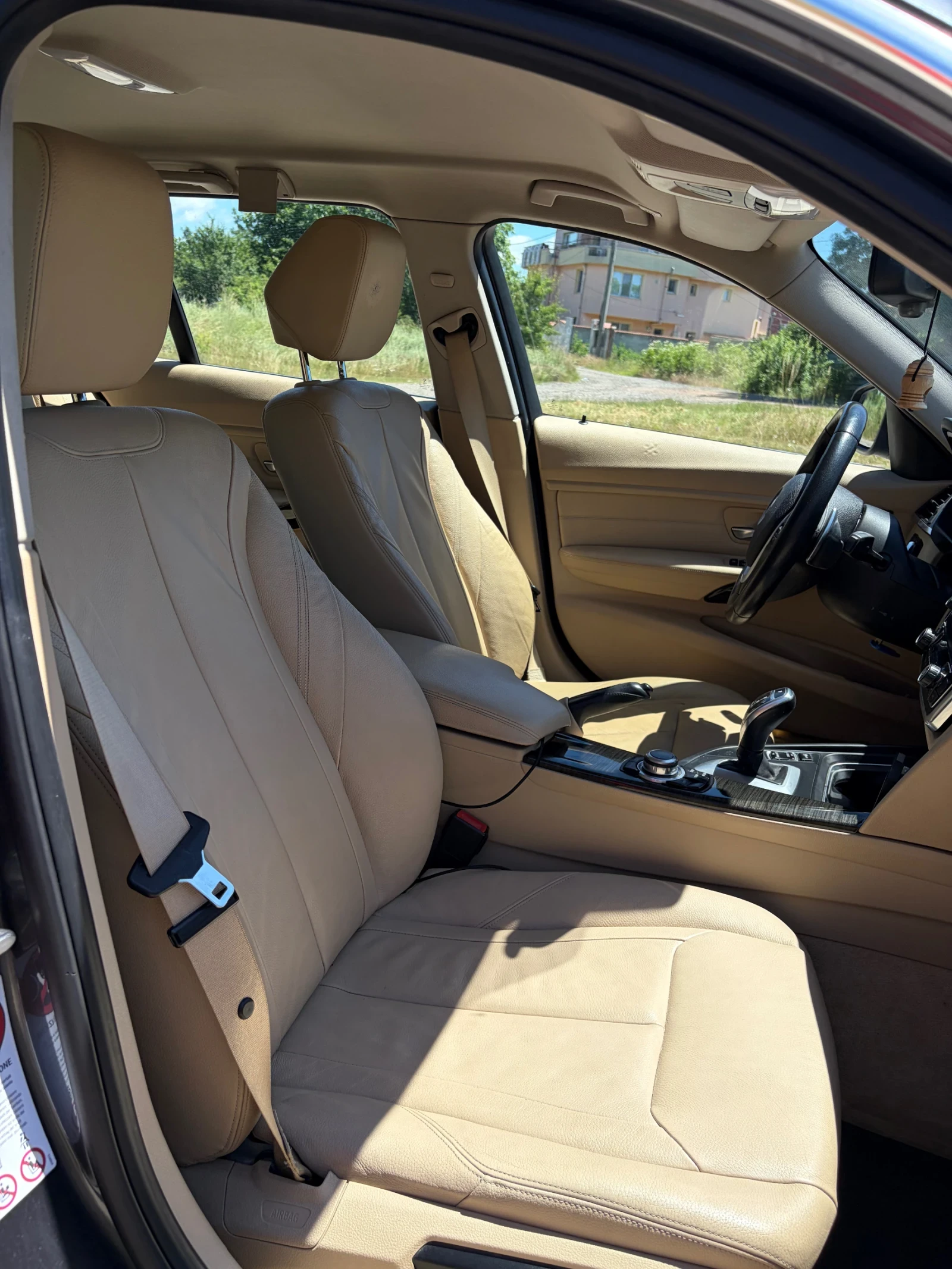 BMW 320 XDrive, снимка 9 - Автомобили и джипове - 54917237