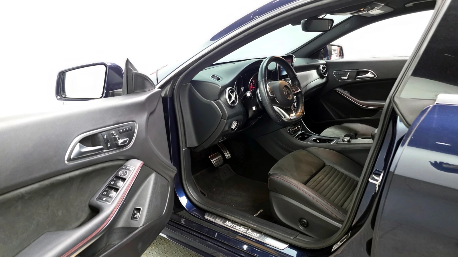 Mercedes-Benz CLA 220 AMG LINE* MEMORY PKG* КОЖА* ПОДГРЕВ, снимка 6 - Автомобили и джипове - 55282789