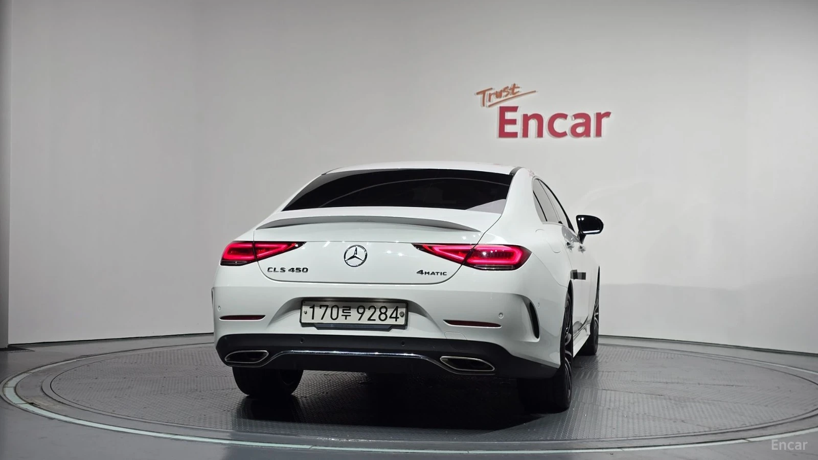 Mercedes-Benz CLS 450 4MATIC* AMG* ПОДГРЕВ* ОБДУХВАНЕ* BURMESTER* PANO* , снимка 4 - Автомобили и джипове - 55541438