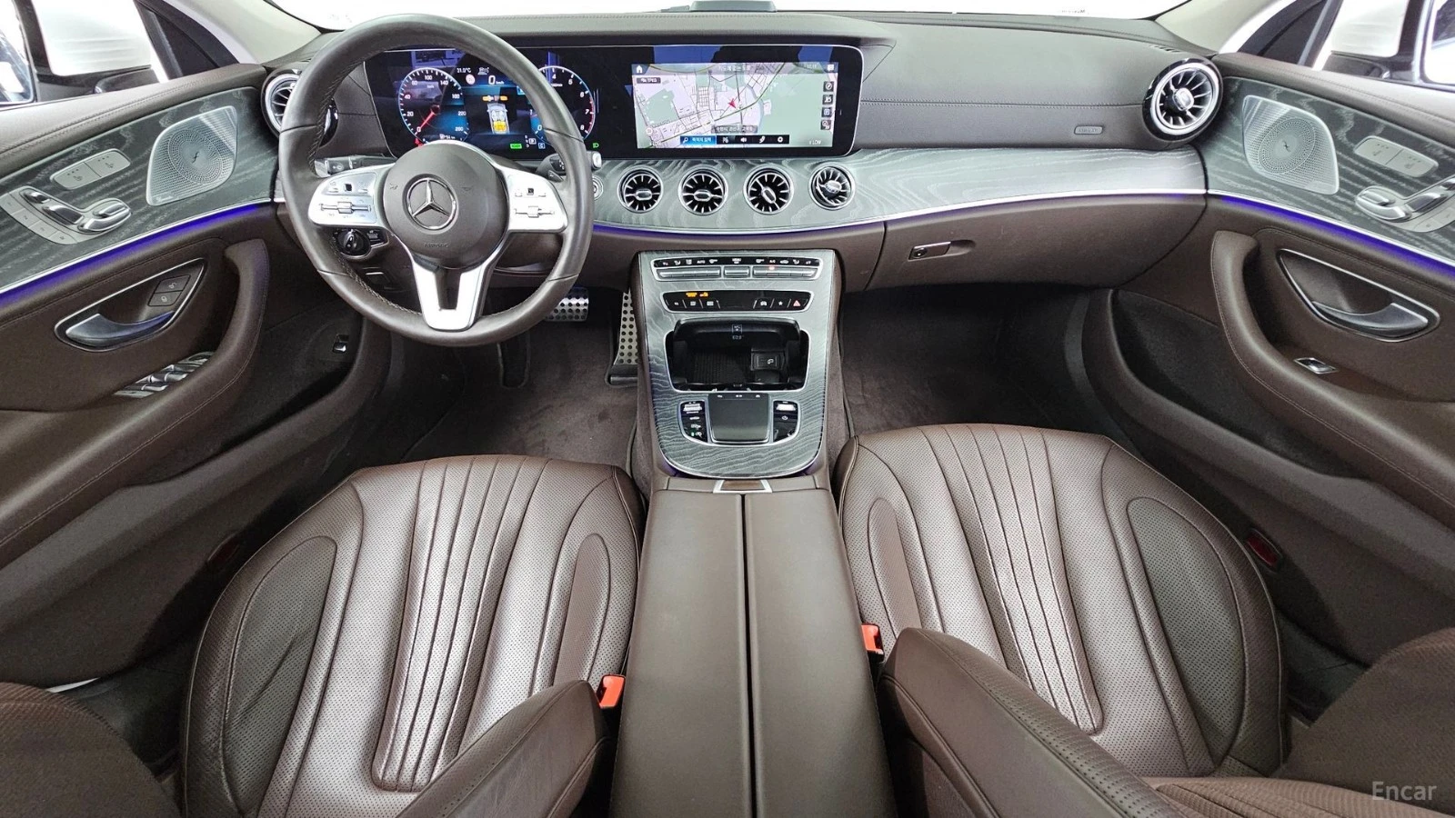 Mercedes-Benz CLS 450 4MATIC* AMG* ПОДГРЕВ* ОБДУХВАНЕ* BURMESTER* PANO* , снимка 7 - Автомобили и джипове - 55541438