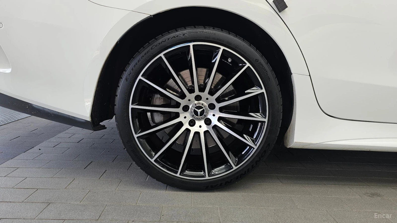 Mercedes-Benz CLS 450 4MATIC* AMG* ПОДГРЕВ* ОБДУХВАНЕ* BURMESTER* PANO* , снимка 5 - Автомобили и джипове - 55541438