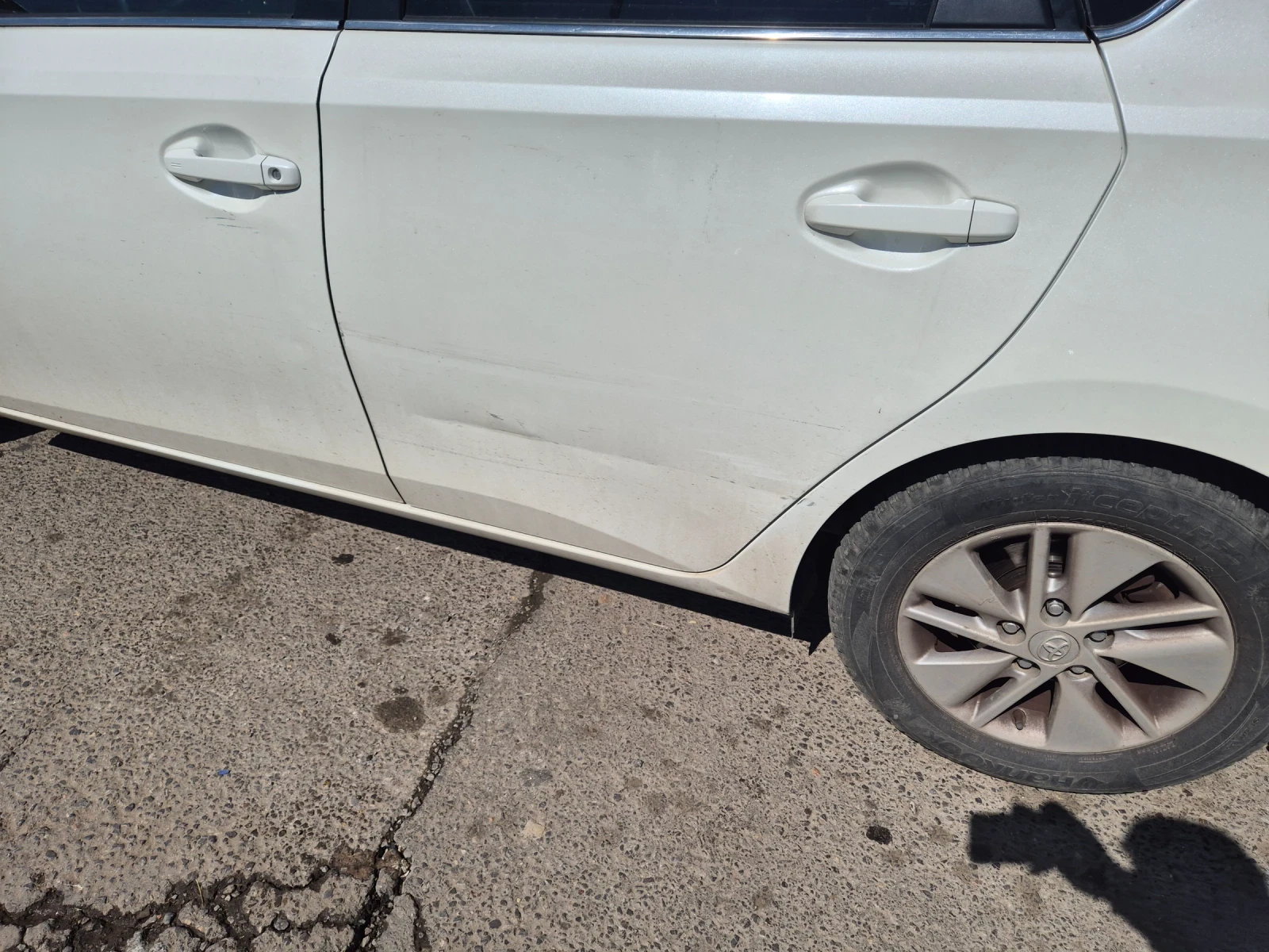 Toyota Auris Hybrid LPG, снимка 5 - Автомобили и джипове - 55959835