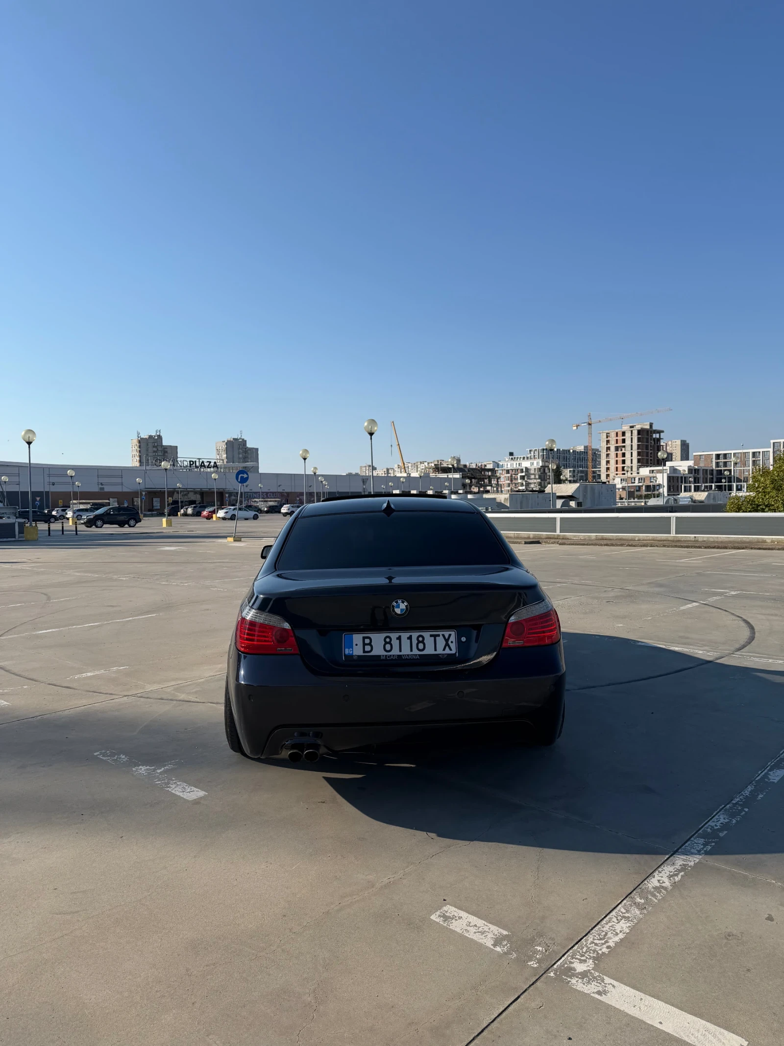 BMW 530 Facelift 530 235кс, задно, снимка 4 - Автомобили и джипове - 56228353