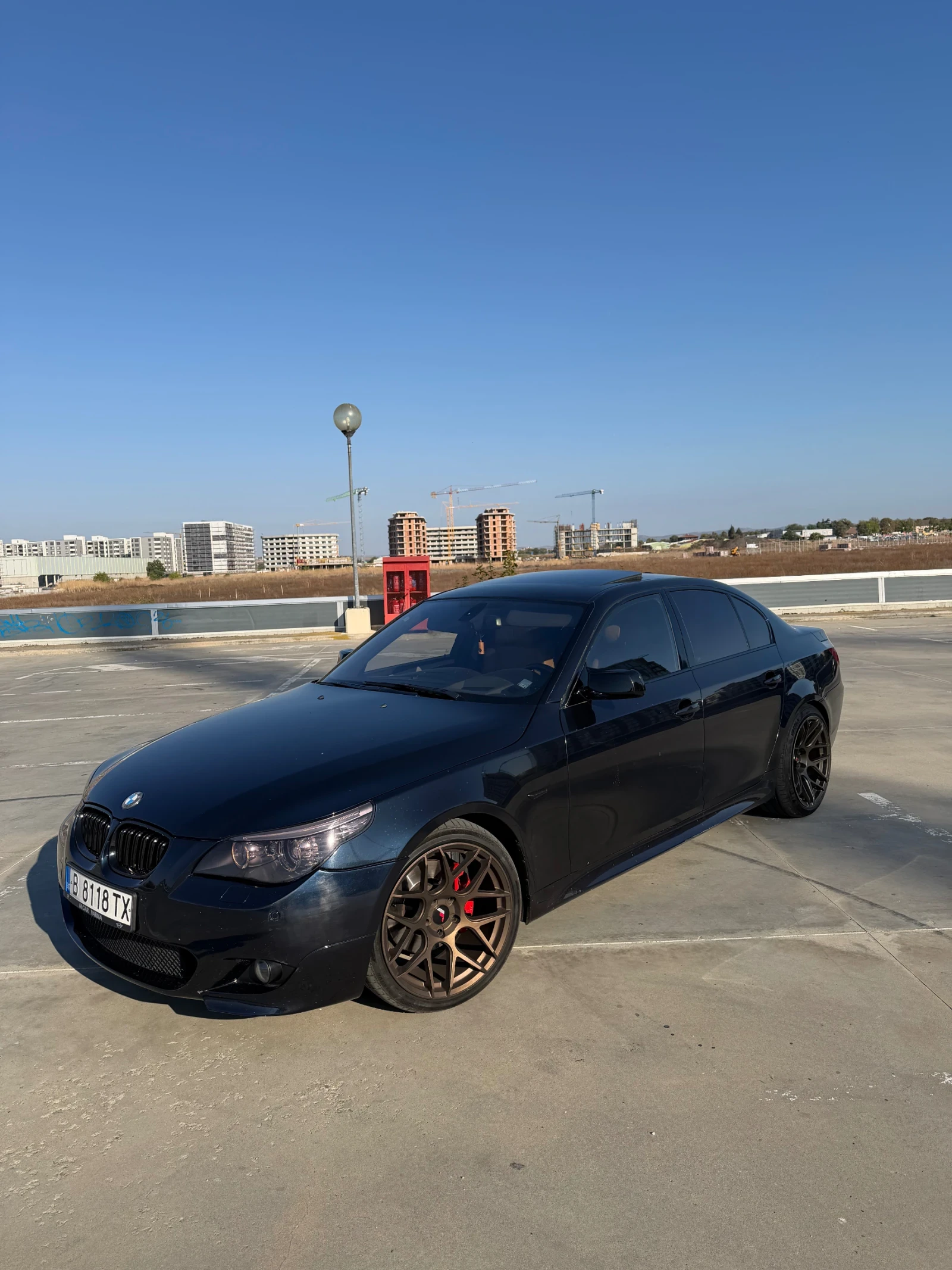 BMW 530 Facelift 530 235кс, задно, снимка 2 - Автомобили и джипове - 56228353