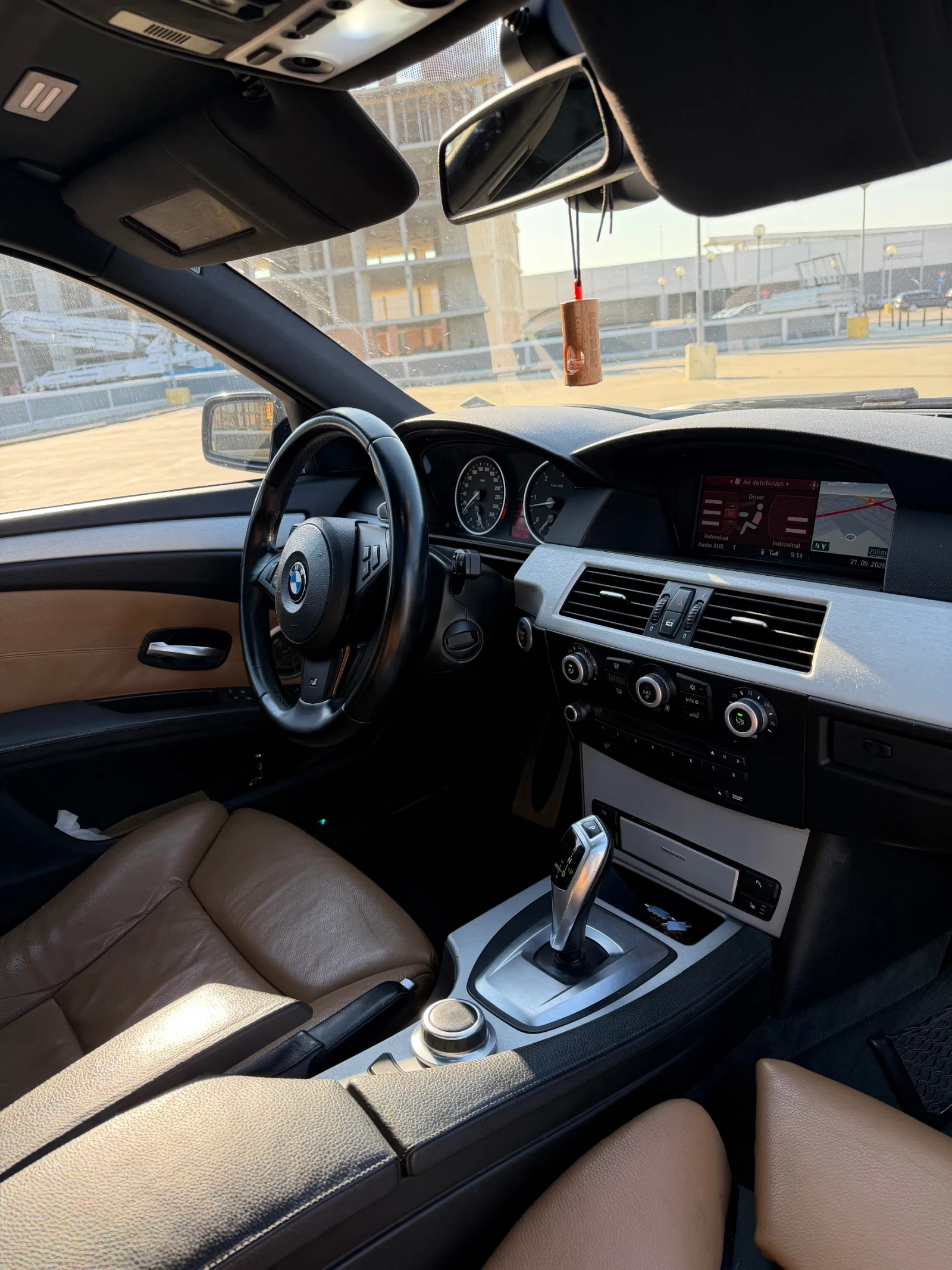 BMW 530 Facelift 530 235кс, задно, снимка 6 - Автомобили и джипове - 56228353