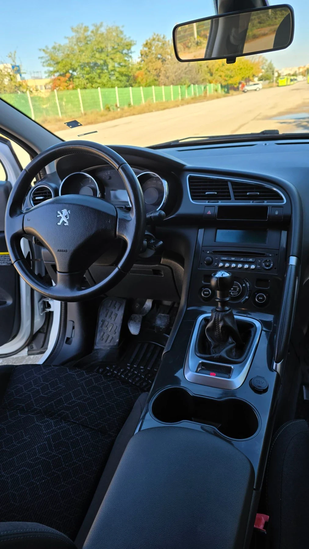 Peugeot 3008 1.6, снимка 11 - Автомобили и джипове - 56371772