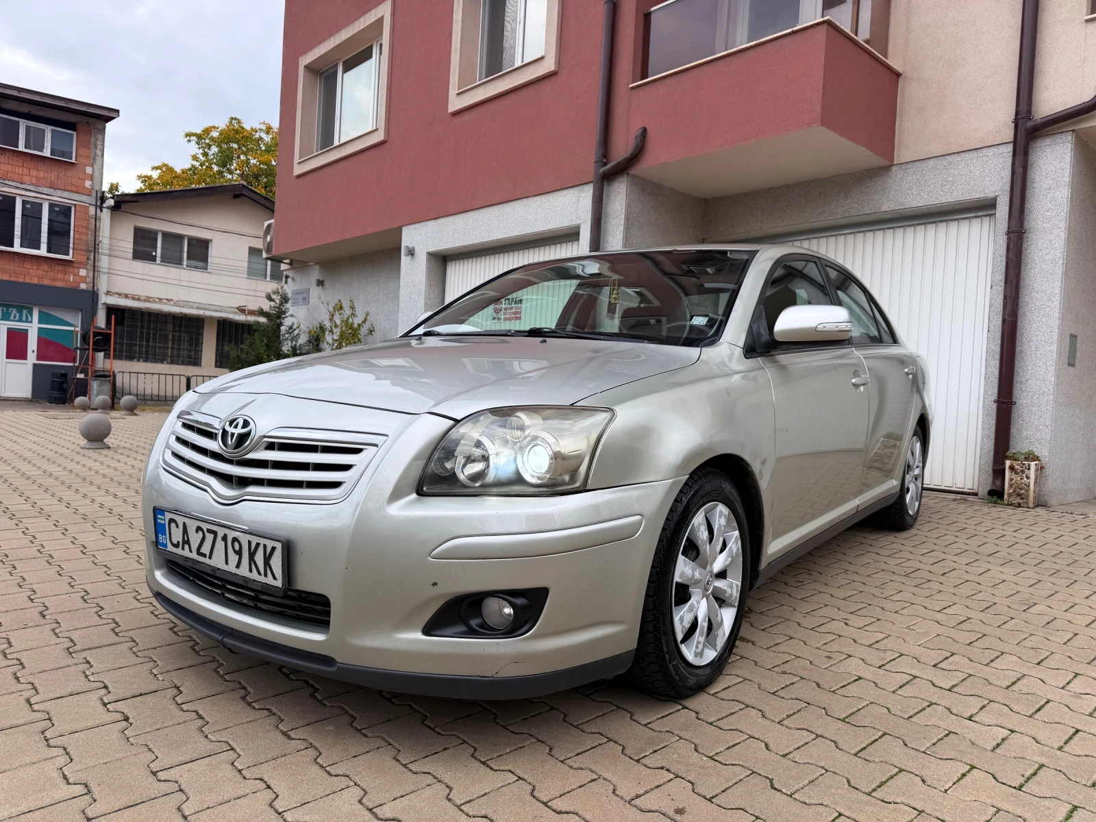 Toyota Avensis Закупувана в България първи собственик