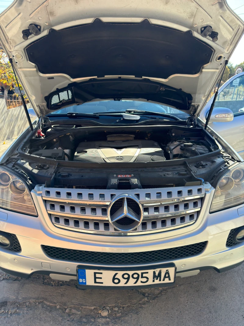 Mercedes-Benz ML 320, снимка 12 - Автомобили и джипове - 48021375