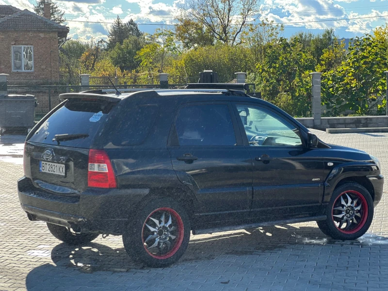 Kia Sportage, снимка 7 - Автомобили и джипове - 52725330