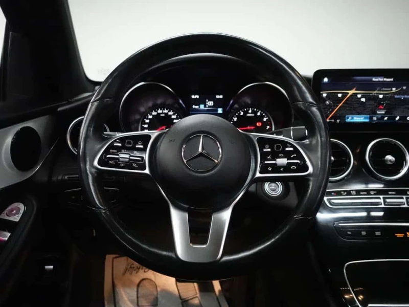 Mercedes-Benz GLC * 300 4MATIC | Nav | Leather | Pano roof | BlindSp, снимка 12 - Автомобили и джипове - 53536071