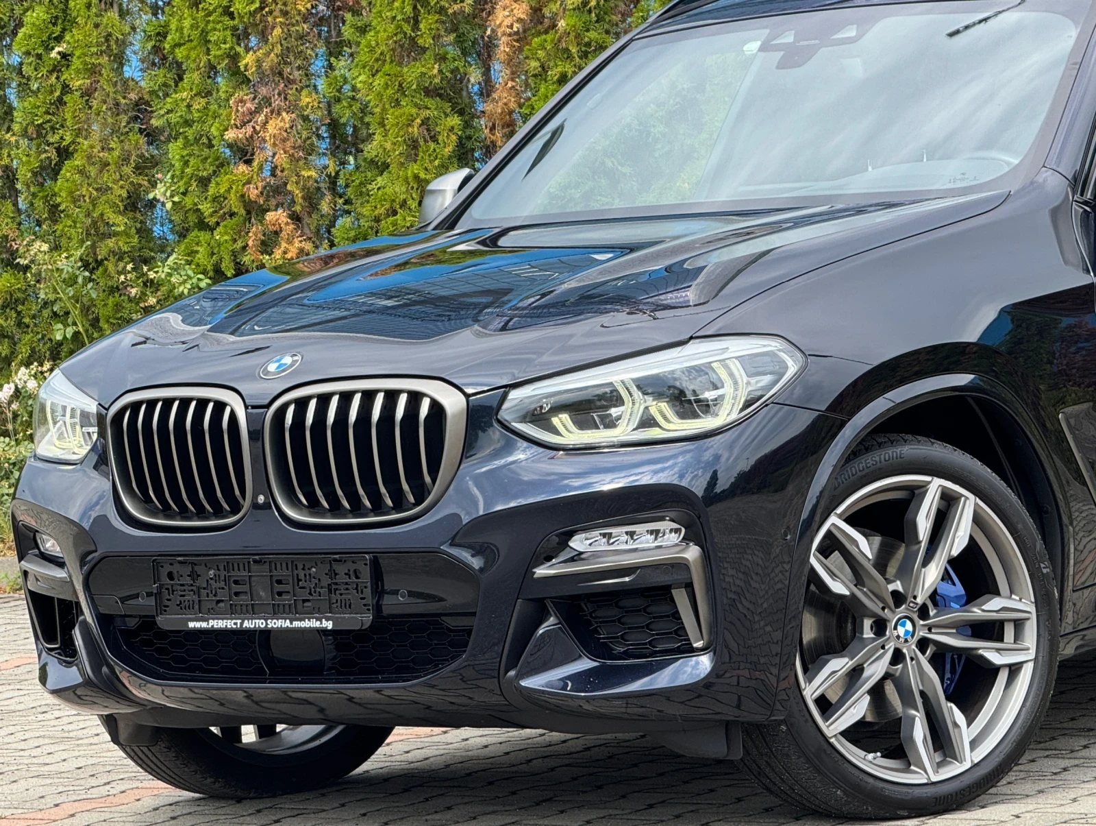 BMW X3 ///M40i-УНИКАЛНА-ПАНОРАМА-KEYLESS-КАМЕРА-360-FULL! - изображение 2