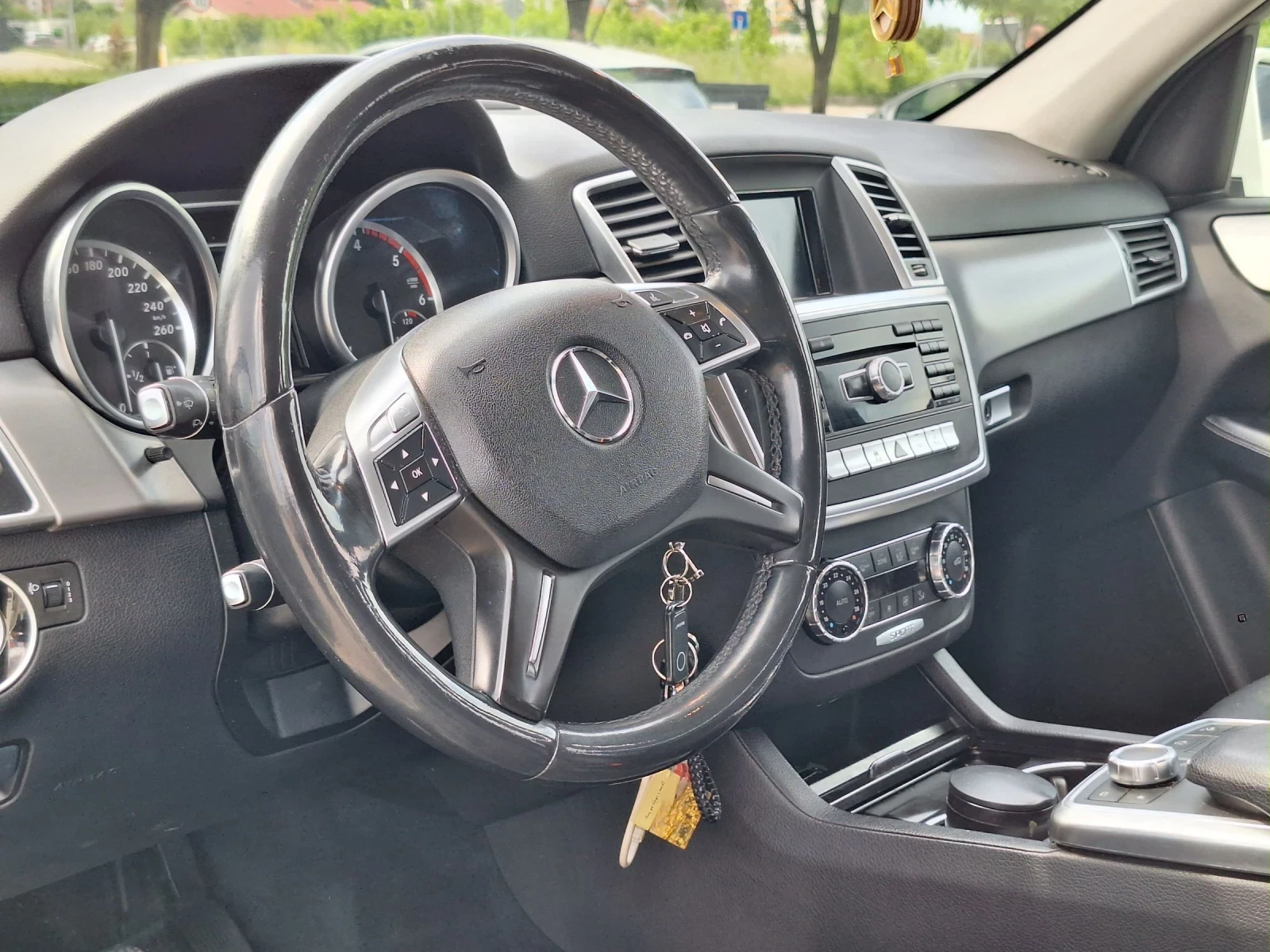 Mercedes-Benz ML 250 * ПЕРФЕКТЕН * ПАНОРАМА *  - изображение 7