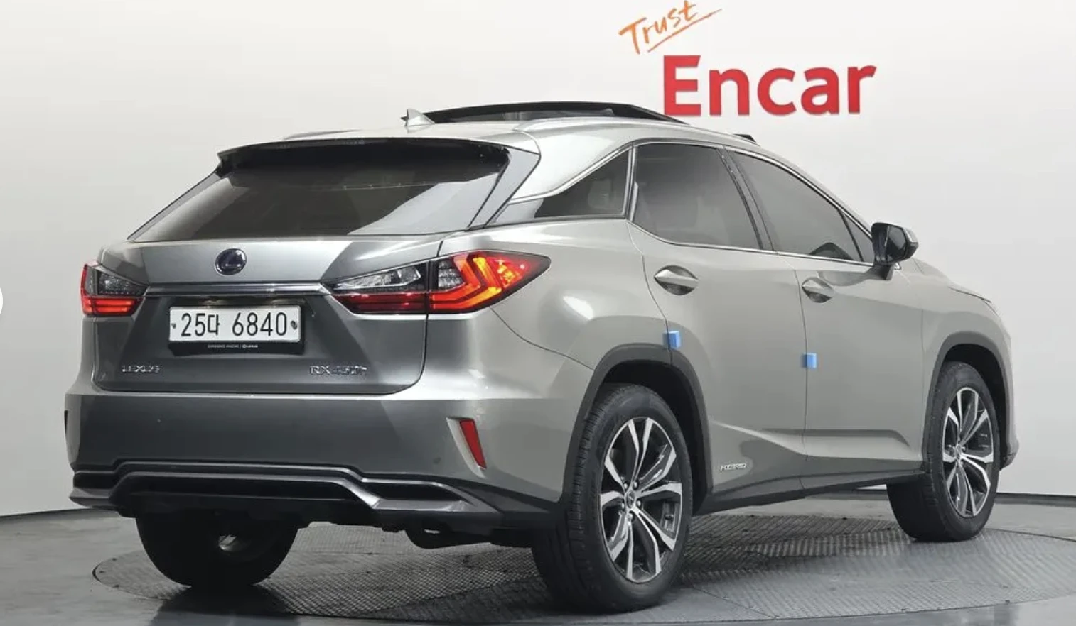 Lexus RX 450h EXECUTIVE* ПОДГРЕВ* ОБДУХВАНЕ* 360КАМЕРА* LANE* AS, снимка 2 - Автомобили и джипове - 54152156