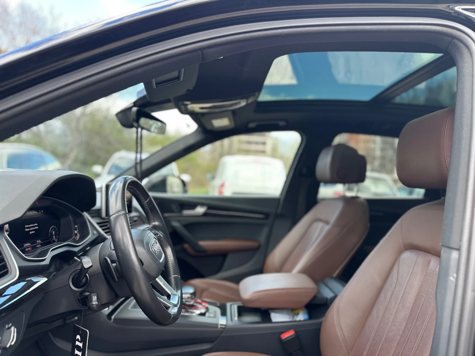 Audi Q5 Premium Plus Bang&Olufsen, снимка 10 - Автомобили и джипове - 54238765