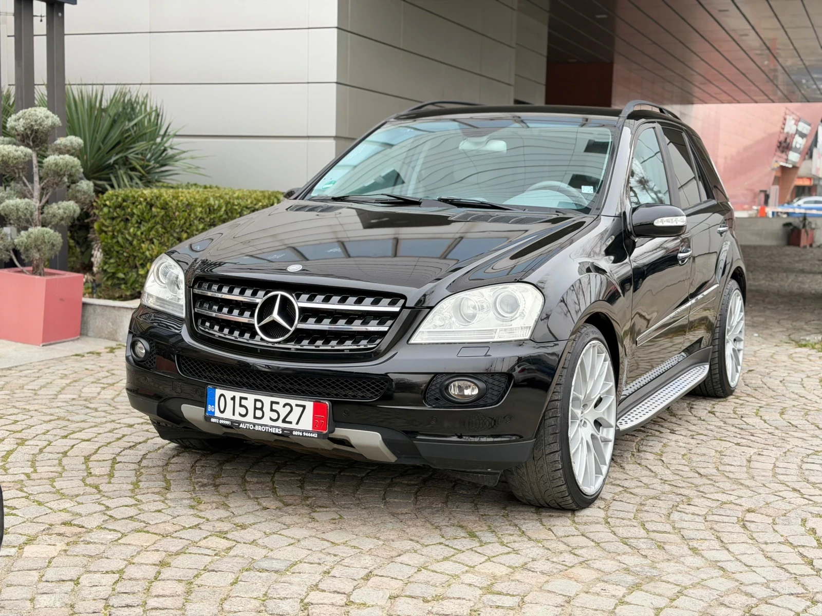 Mercedes-Benz ML 320 CDI 4MATIC НА ПРУЖИНИ, снимка 2 - Автомобили и джипове - 54488216