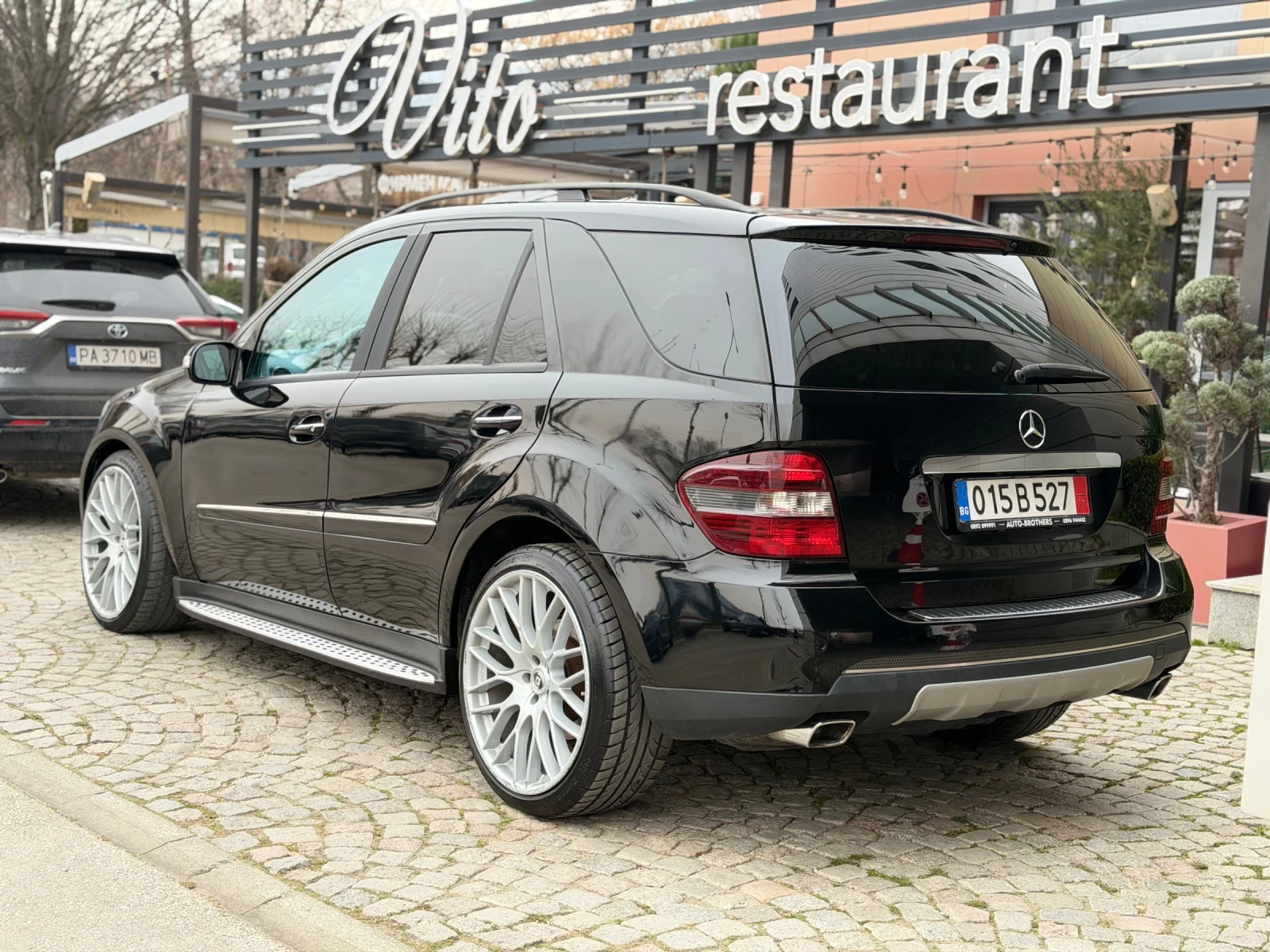 Mercedes-Benz ML 320 CDI 4MATIC НА ПРУЖИНИ, снимка 4 - Автомобили и джипове - 54488216