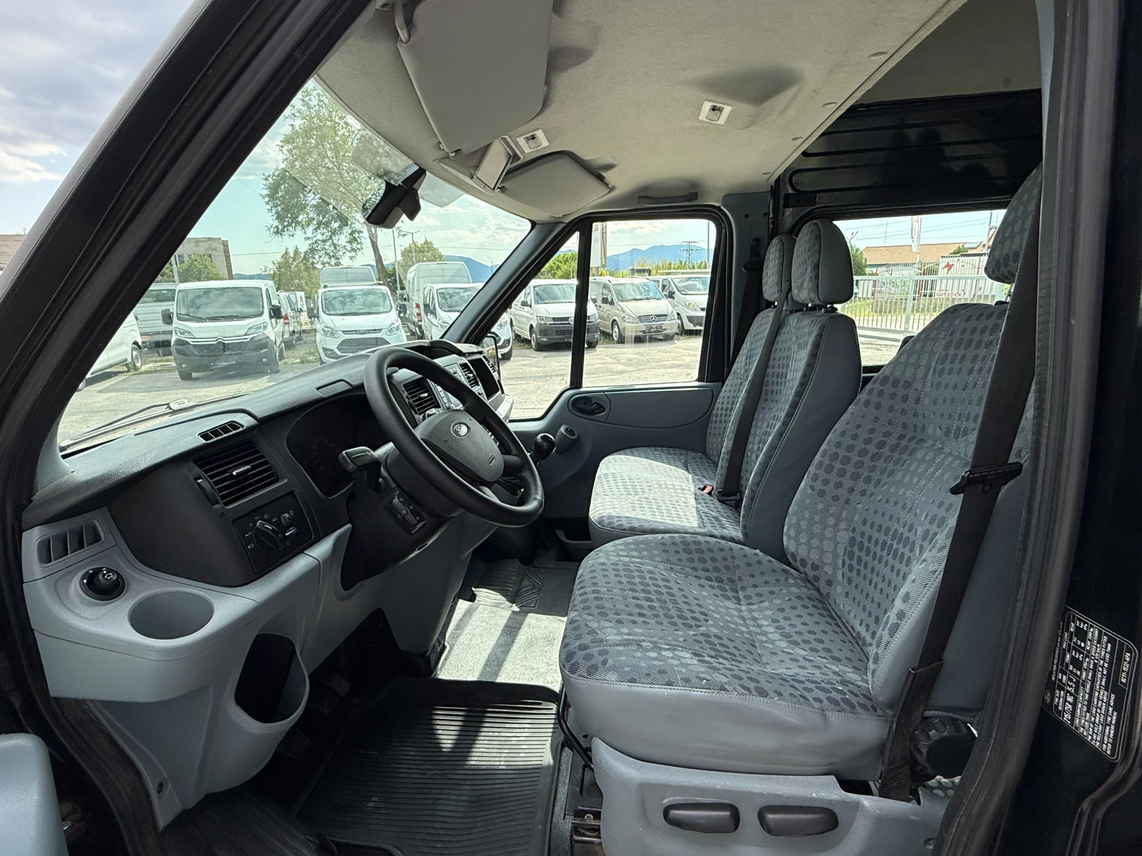 Ford Transit 155к.с. Mакси база 6-местен Климатик  - изображение 10