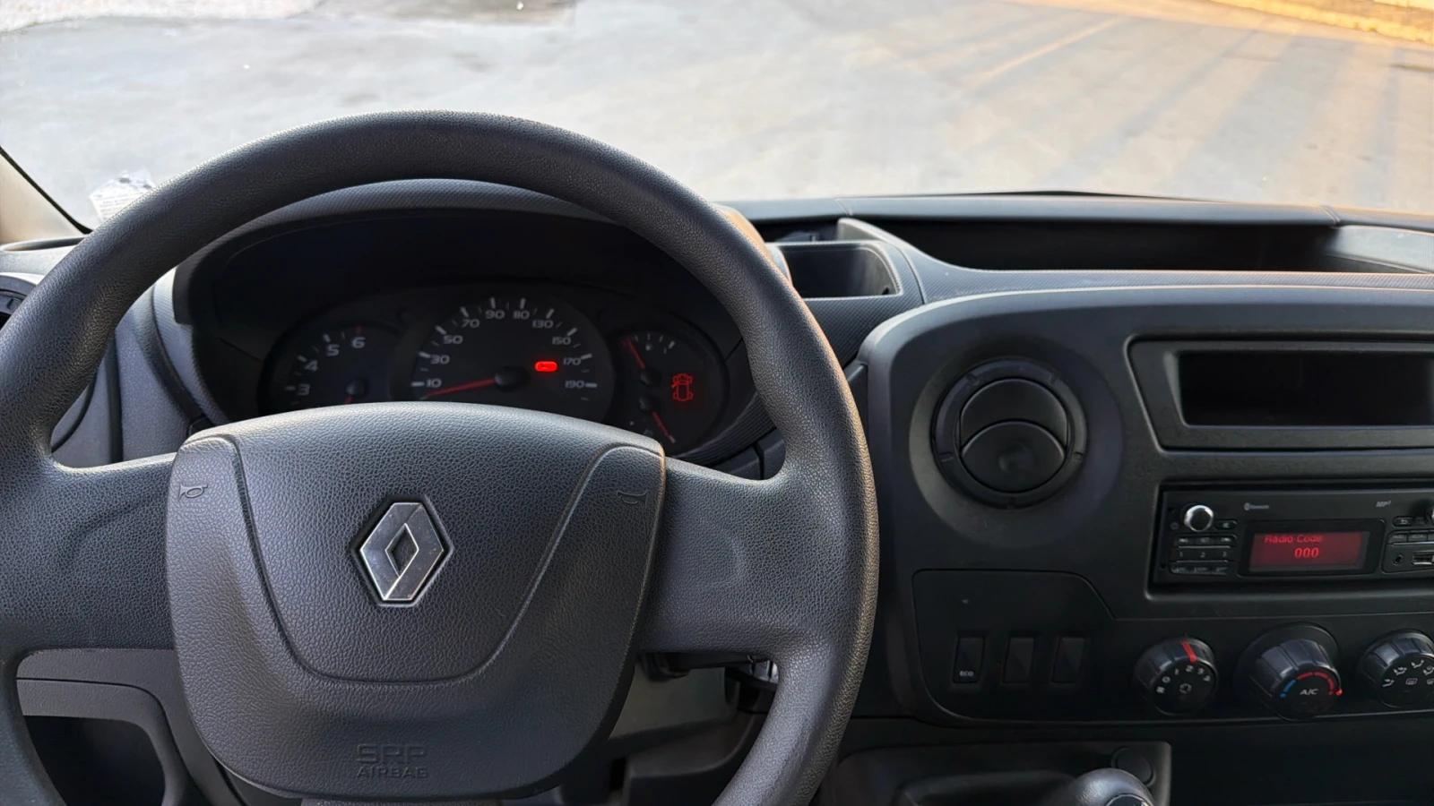 Renault Master, снимка 10 - Бусове и автобуси - 54413720