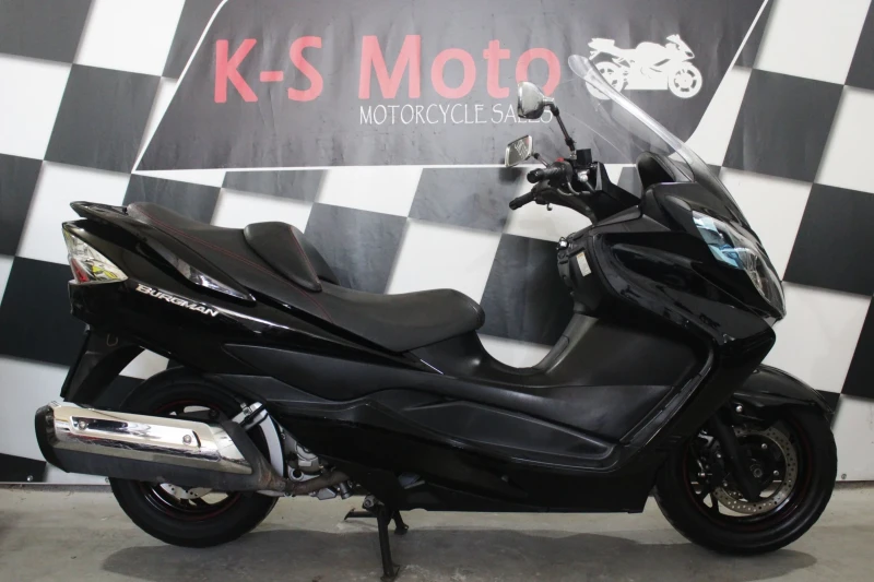 Suzuki Burgman 400i 2015г., снимка 3 - Мотоциклети и мототехника - 47318847