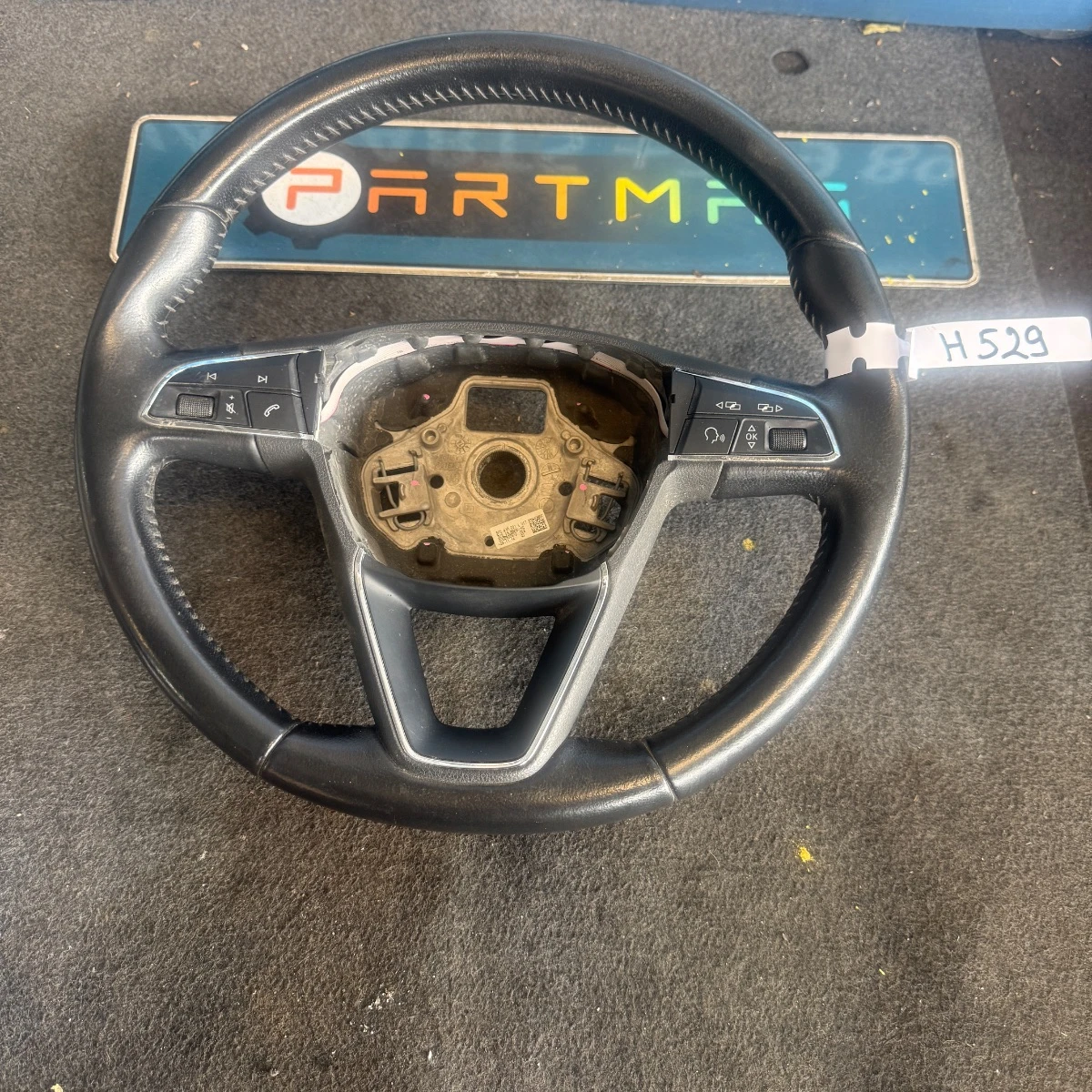 Мултифункционален волан за Seat Leon 3 н 529 5F0410091-418
