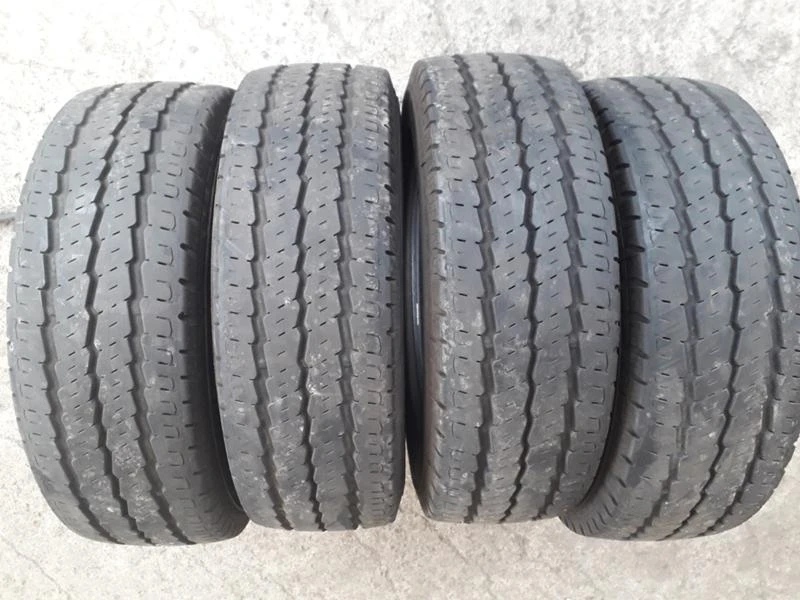 Гуми Летни 215/70R15, снимка 1 - Гуми и джанти - 25407259