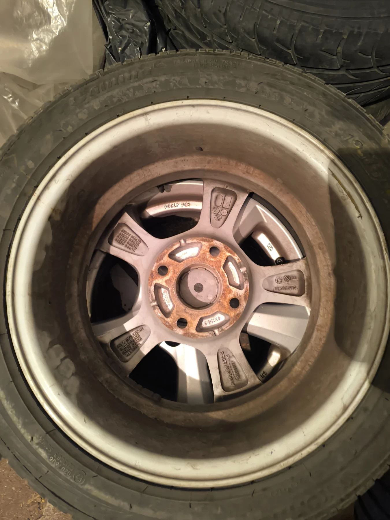 ���� � ������ 195/50R15 | Mobile.bg � ����������� 4