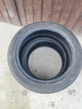 Гуми Зимни 225/45R17, снимка 4 - Гуми и джанти - 52712672