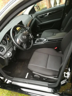 Mercedes-Benz C 220, снимка 5