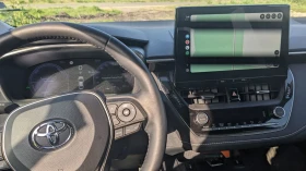 Toyota Corolla 1.8 Хибрид , снимка 12
