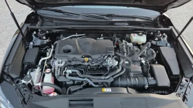 Toyota Camry 2.5 Hybrid e-CVT, снимка 16