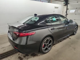 Alfa Romeo Giulia * VELOCE* AWD* PANO* DISTRONIC* KAMERA* PODGREV* , снимка 4